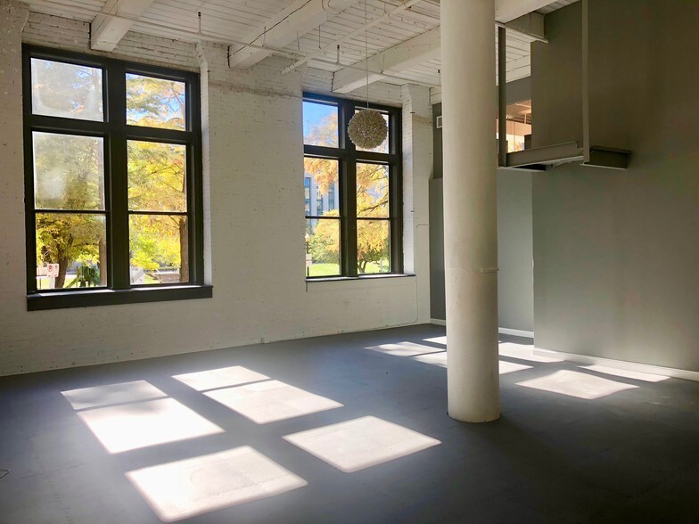 More Photos Of 1300 Washington Ave, Saint Louis Storefront For Sale