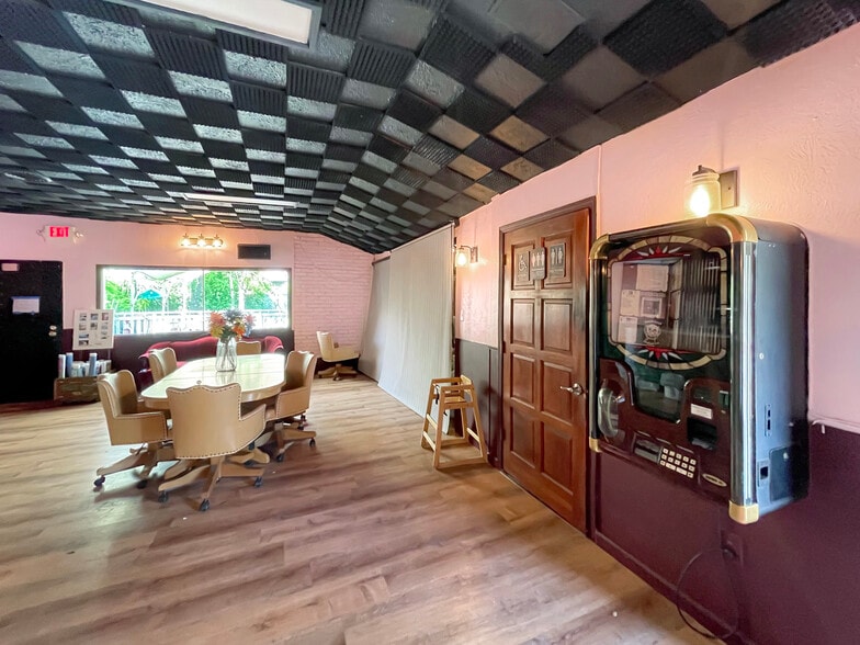More Photos Of 20391 Highway 116, Monte Rio Restaurant For Sale