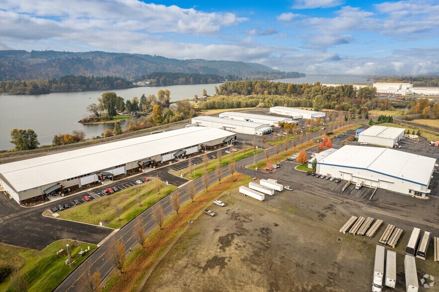 More Photos Of 2601 N Hendrickson Dr, Kalama Warehouse For Lease