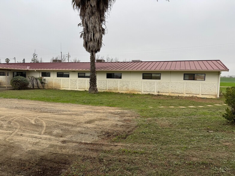 More Photos Of 3792 Feather River Blvd, Olivehurst Office For Lease