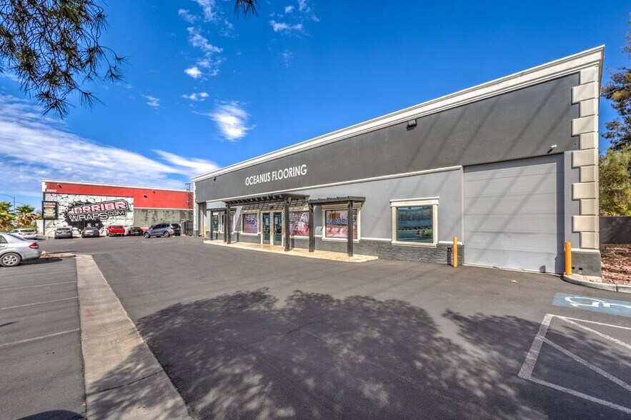 More Photos Of 5880 S Valley View Blvd, Las Vegas Warehouse For Lease