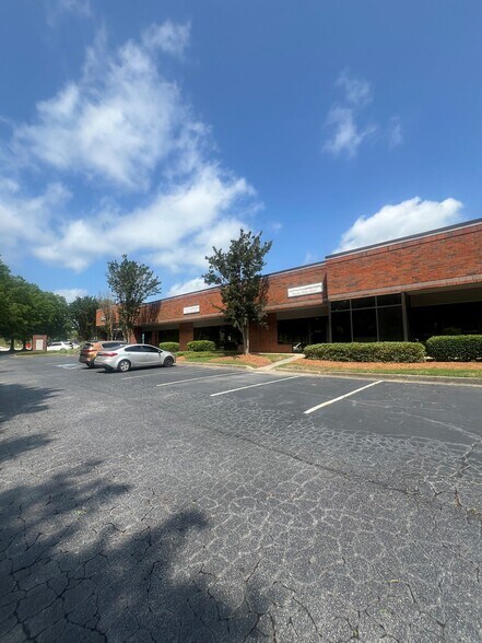 More Photos Of 2300 W Park Place Blvd, Stone Mountain Warehouse For Lease