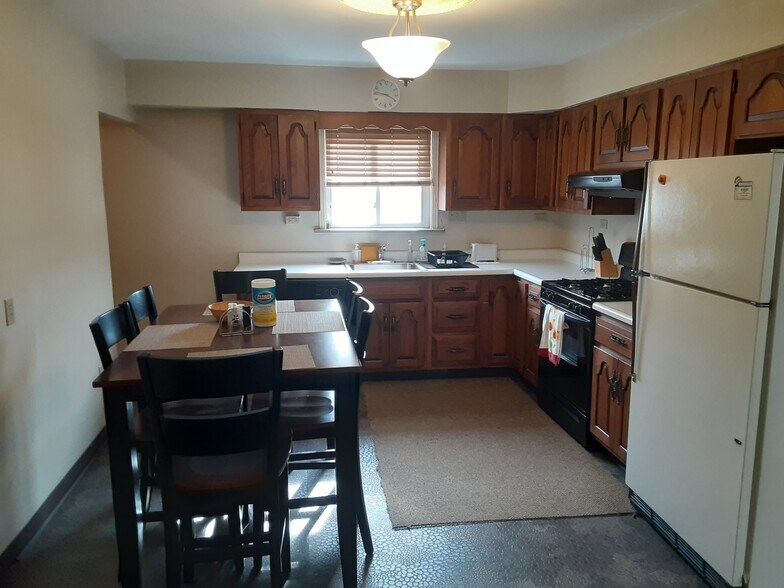 More Photos Of 4027 Old William Penn Hwy, Murrysville Freestanding For Lease