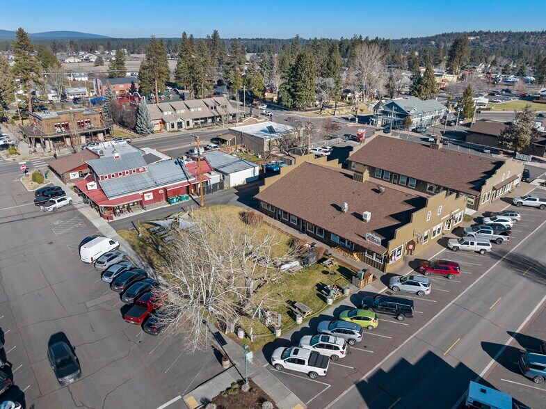 More Photos Of 352 E Hood Ave, Sisters General Retail For Sale