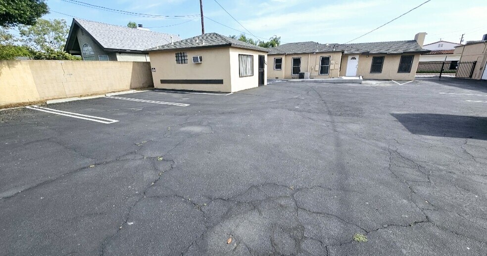 More Photos Of 1809 E Danes Dr, West Covina Storefront For Sale