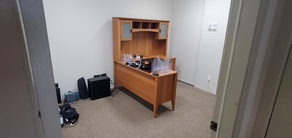 More Photos Of 3544 Lincoln Ave, Ogden Unknown For Lease