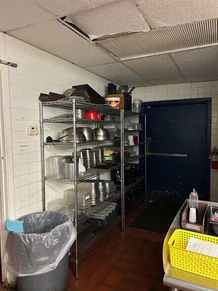 More Photos Of 1010 State Highway 21 W, San Augustine Fast Food For Sale