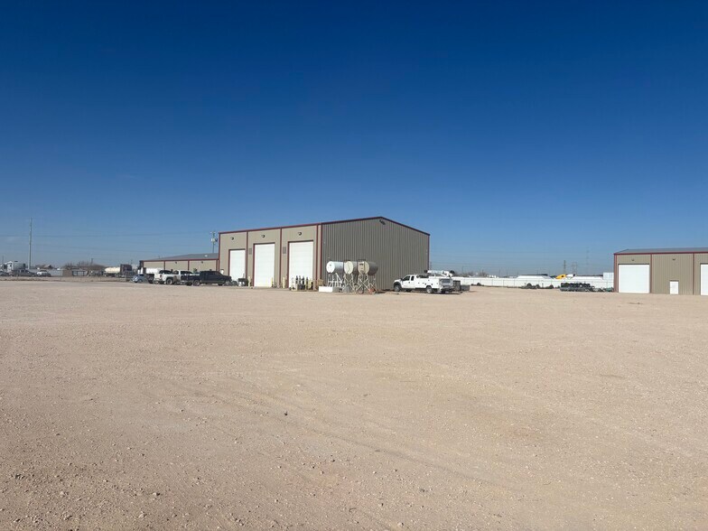 More Photos Of 509 Madrid Rd, Odessa Industrial For Sale