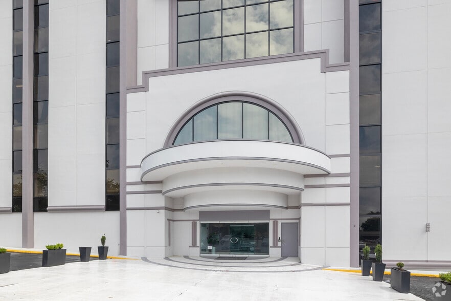 More Photos Of 7777 Leesburg Pike, Falls Church Office For Lease