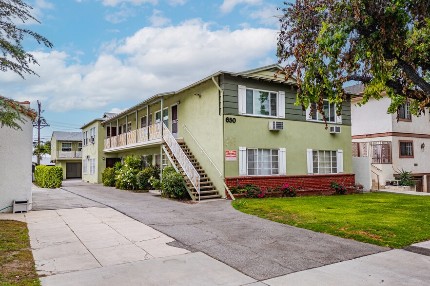 Primary Photo Of 650 W Wilson Ave, Glendale Apartments For Sale