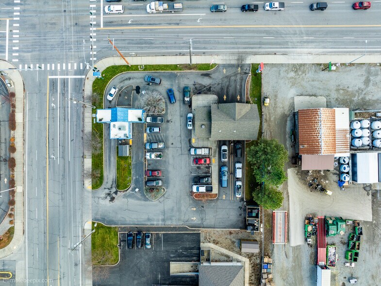 More Photos Of 124 W Hanley Ave, Coeur D Alene Fast Food For Sale