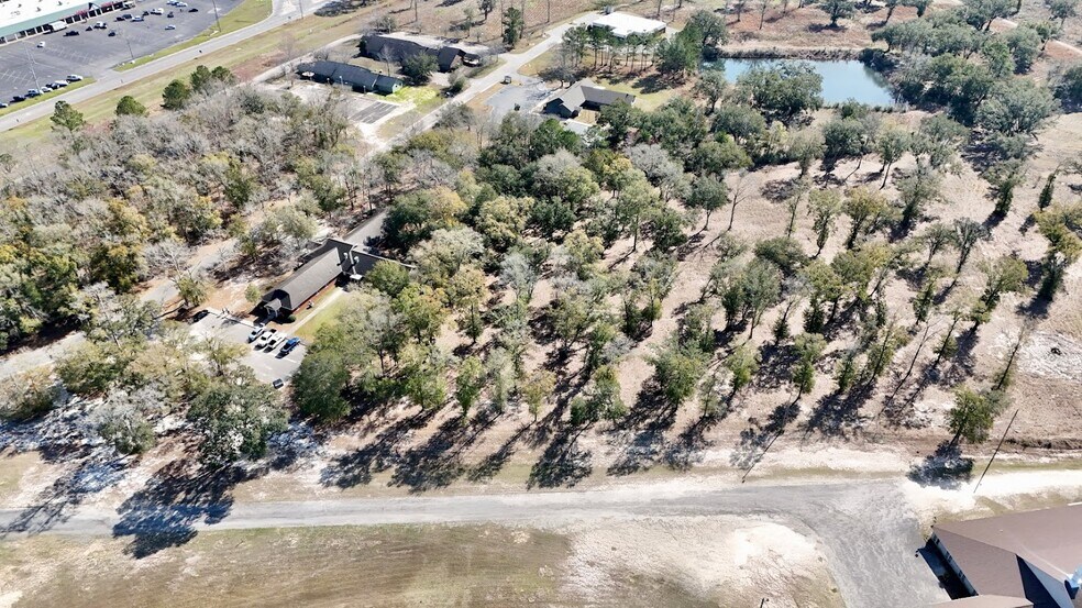 More Photos Of 100 W Lake Professional Park, Geneva Assisted Living For Sale