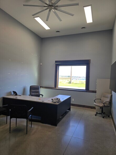 More Photos Of 870 N 2nd E, Rexburg General Retail For Lease