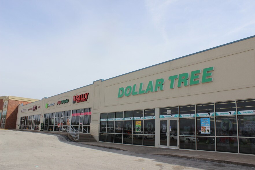 More Photos Of 2604 2nd Ave, Muscatine Storefront Retail Office For Sale