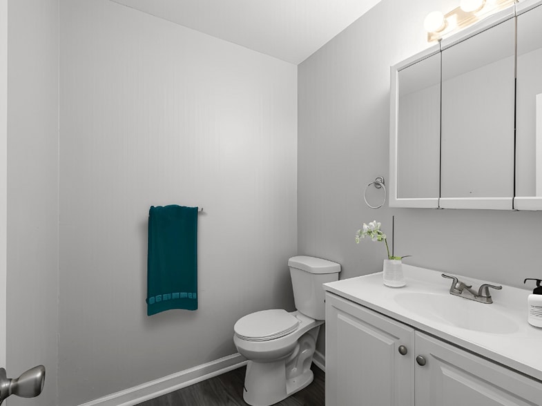 More Photos Of 5943 Walnut Cir E18, Toledo Apartments For Sale