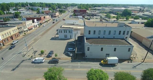 More Photos Of 102 Saint Joseph Ave, Brewton Storefront Retail Residential For Sale