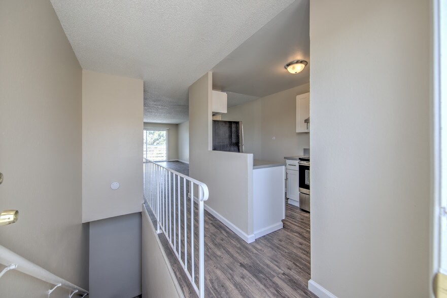 More Photos Of 102-116 Avian Dr, Vallejo Apartments For Sale