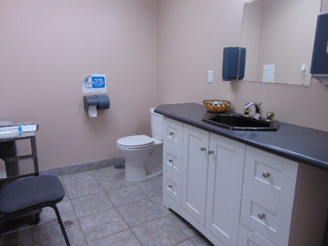 More Photos Of 30000 Orchard Lake Rd, Farmington Medical For Lease