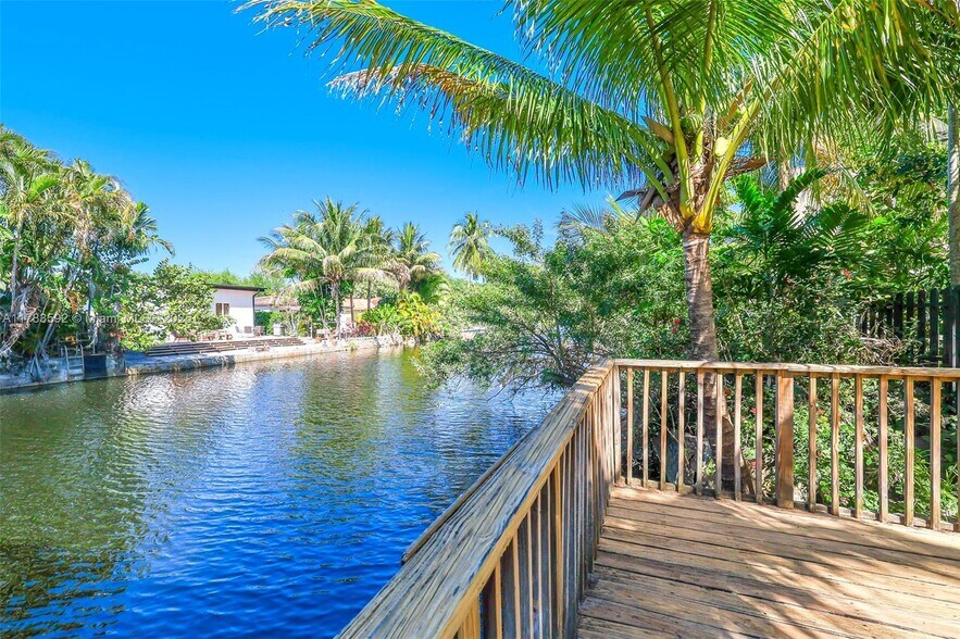 More Photos Of 8440 NE 1st Ave, Miami Land For Sale