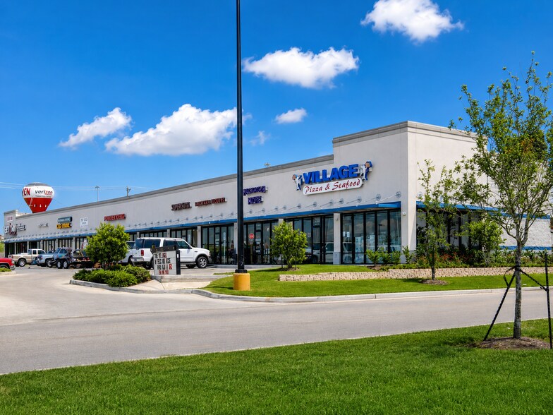 More Photos Of 6402 Gulf Fwy, La Marque Unknown For Lease