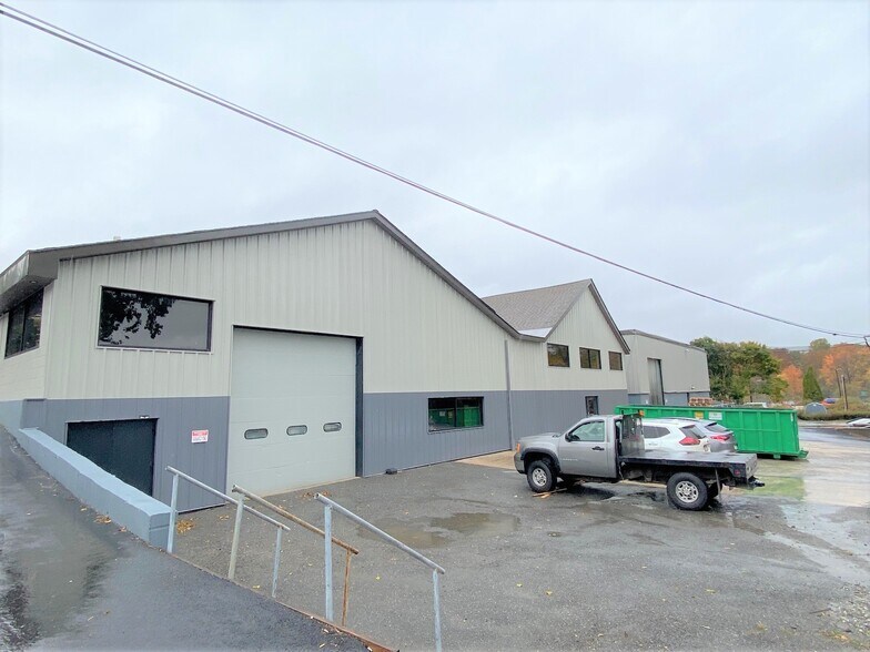 More Photos Of 164 Seneca Rd, Lehighton Warehouse For Lease