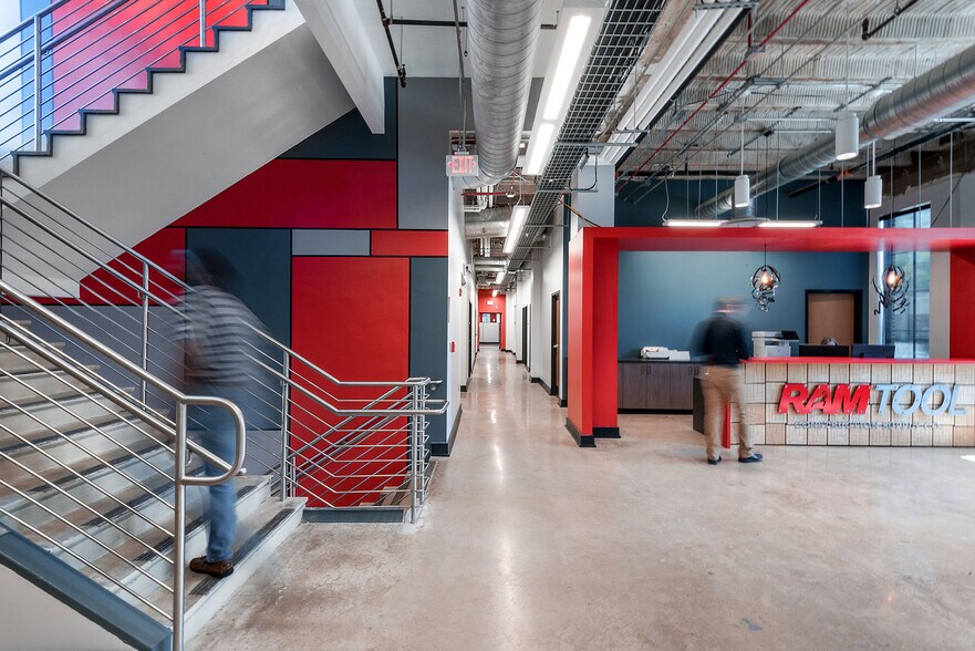 More Photos Of 4500 5th Ave S, Birmingham Office For Lease