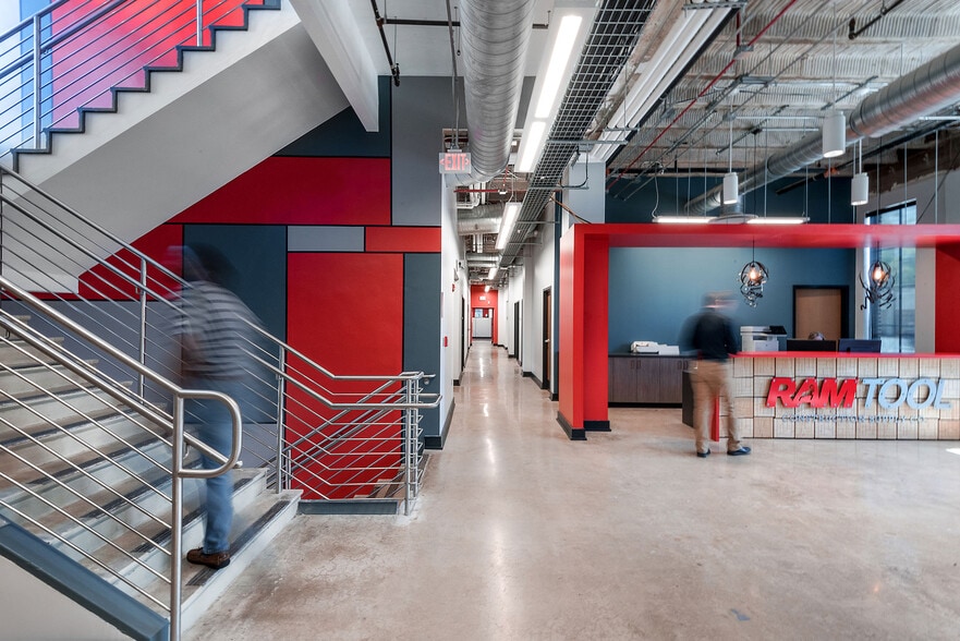 More Photos Of 4500 5th Ave S, Birmingham Office For Lease