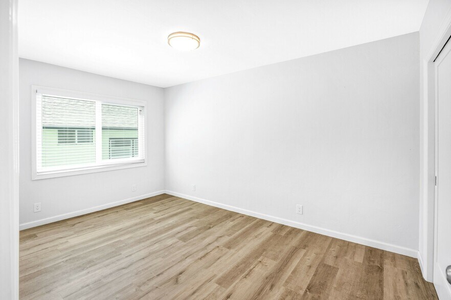 More Photos Of 1919 Curtis St, Berkeley Apartments For Sale