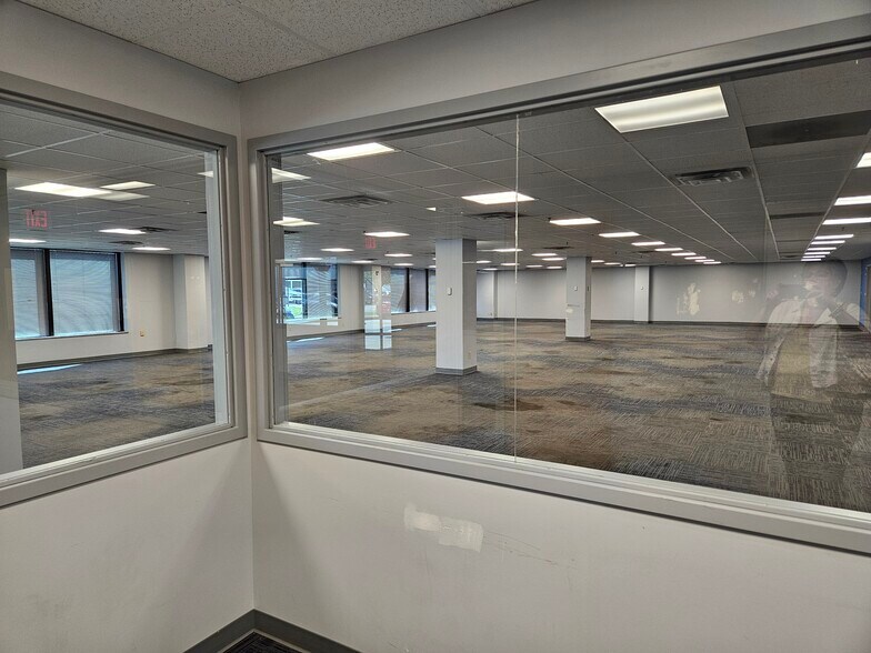 More Photos Of 414 Summers St, Charleston Office For Lease