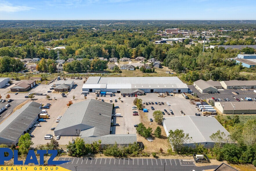 More Photos Of 590 E Western Reserve Rd, Youngstown Warehouse For Lease