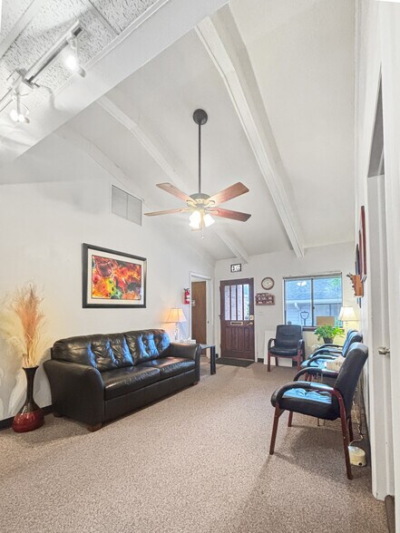More Photos Of 8751 E Hampden Ave, Denver Office For Sale