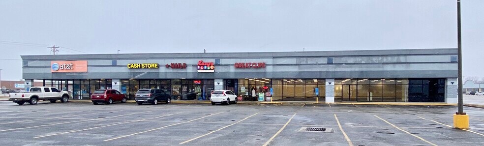 More Photos Of 1203 W Ferdon St, Litchfield Storefront For Lease