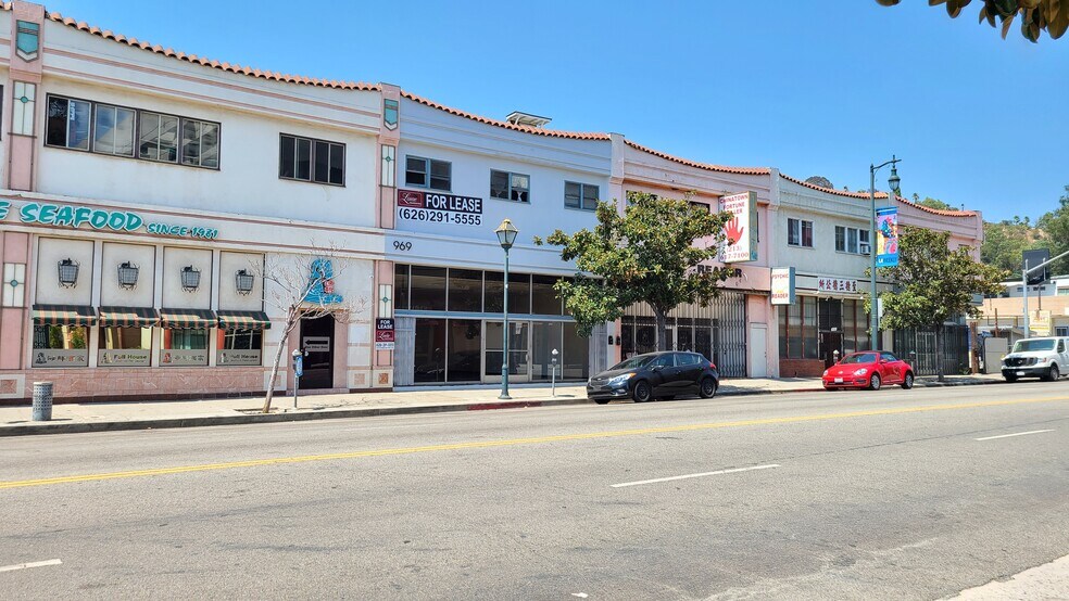 More Photos Of 969 N Hill St, Los Angeles Storefront For Lease