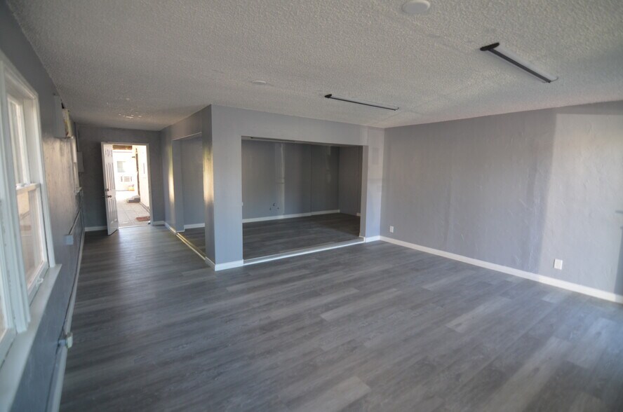 More Photos Of 5120 Huntington Dr S, Los Angeles General Retail For Lease