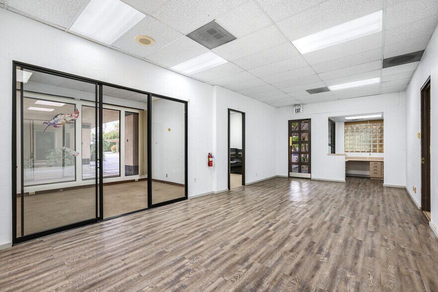 More Photos Of 2100 E Tahquitz Canyon Way, Palm Springs Medical For Lease