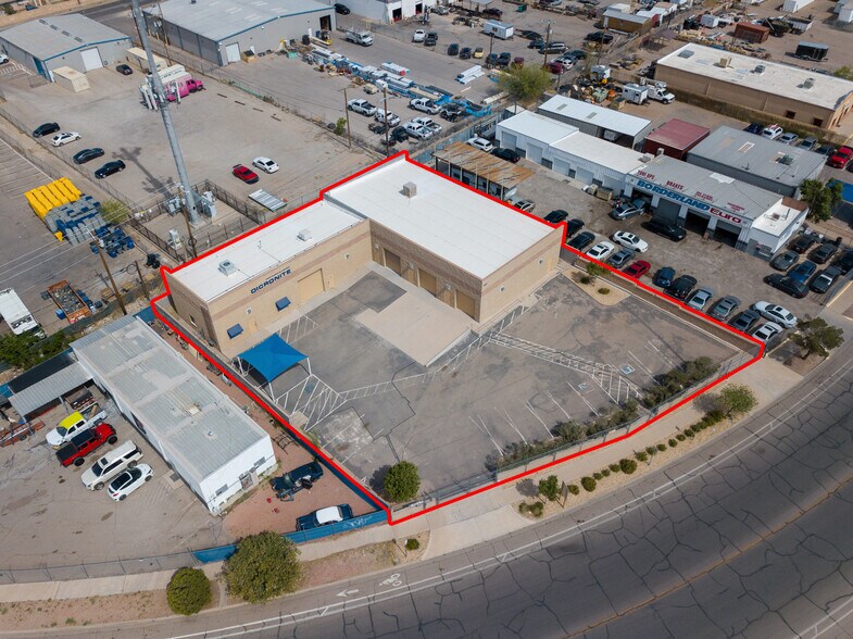 More Photos Of 801 Pendale Rd, El Paso Distribution For Sale