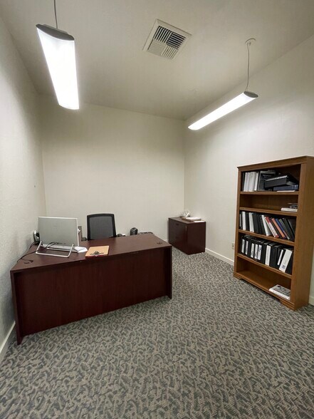 More Photos Of 1136-1148 W Fremont St, Stockton Office For Sale