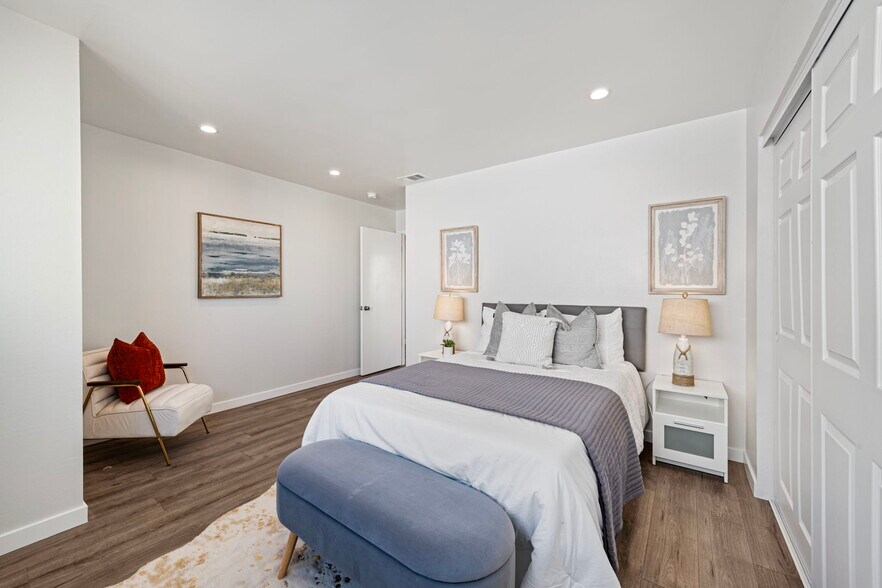 More Photos Of 4606 Cabrillo St, San Francisco Apartments For Sale