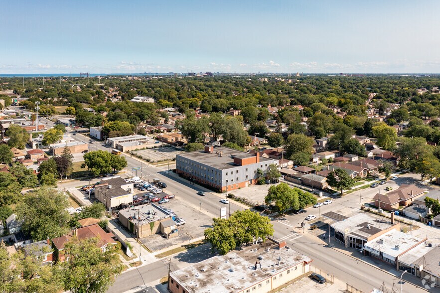 More Photos Of 1807 E 87th St, Chicago Medical For Sale