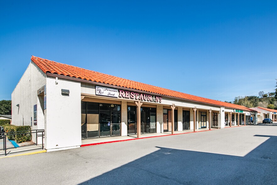 More Photos Of 14711 Princeton Ave, Moorpark Freestanding For Sale