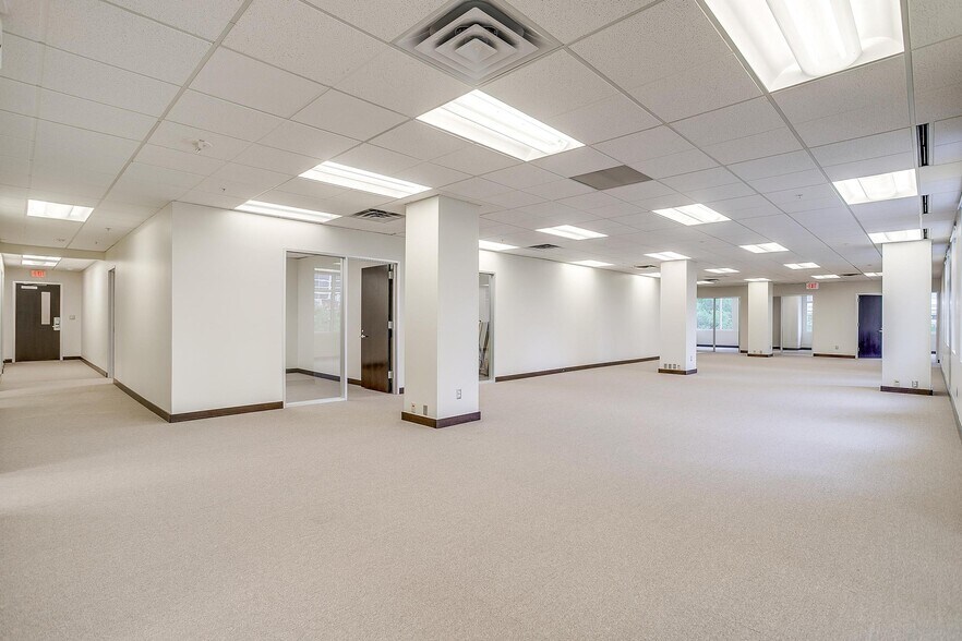 More Photos Of 505 Main St, Fort Worth Office For Lease