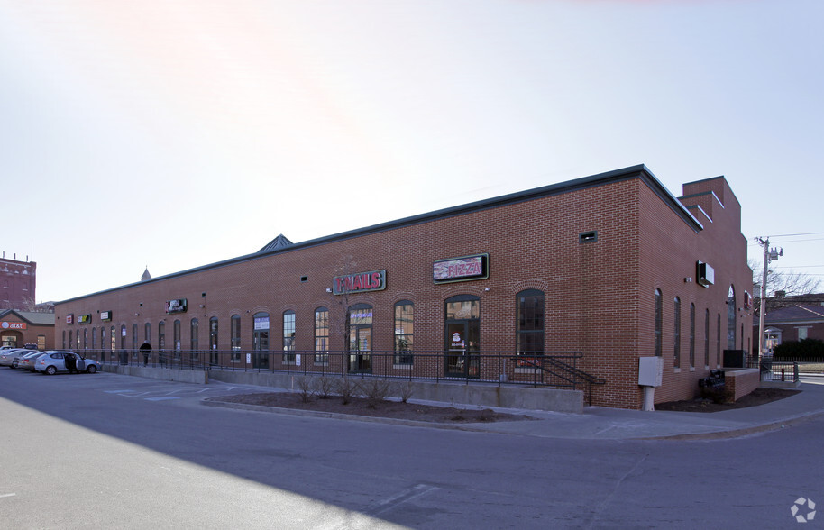 More Photos Of 325 Valley St, Providence Unknown For Lease