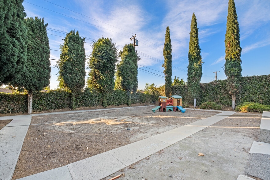 More Photos Of 1241 S Brookhurst St, Anaheim Office For Sale