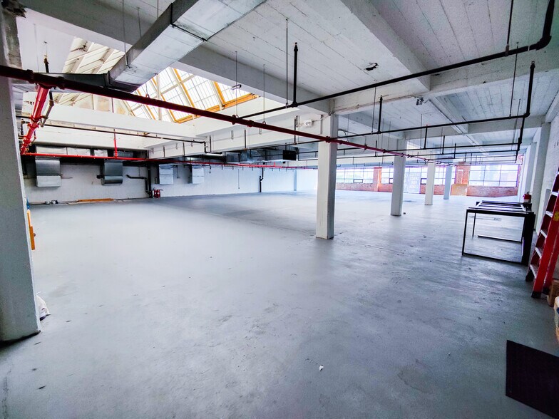 More Photos Of 160 Van Brunt St, Brooklyn Office For Lease
