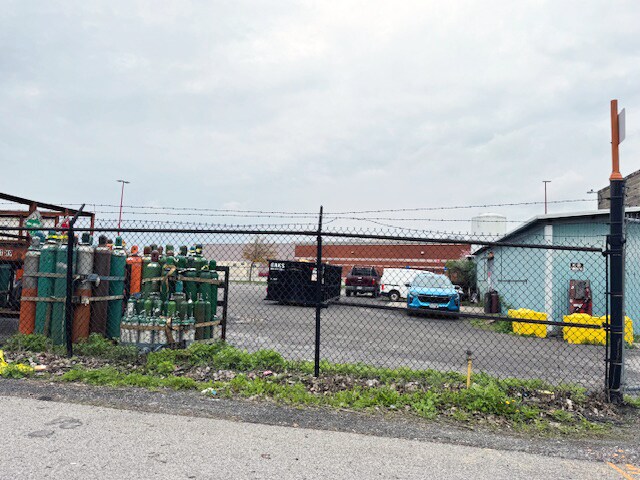 More Photos Of 101 Comet Ave, Buffalo Distribution For Sale