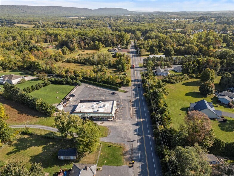 More Photos Of 232 W Moorestown Rd, Wind Gap Restaurant For Sale