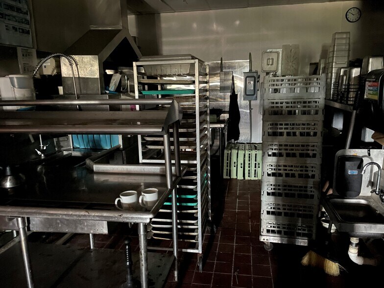 More Photos Of 2304 N Wayne St, Angola Restaurant For Lease