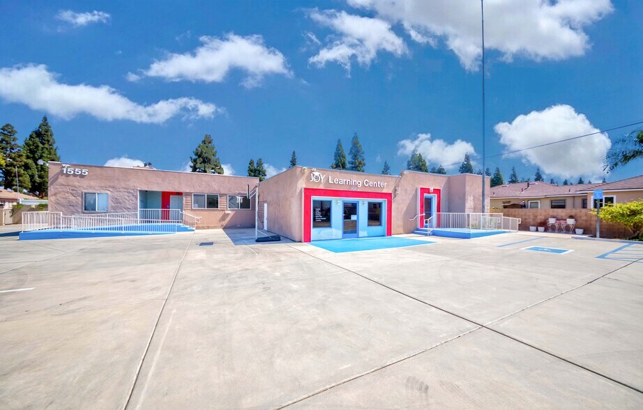 Primary Photo Of 1555 W Commonwealth Ave, Fullerton Office For Lease