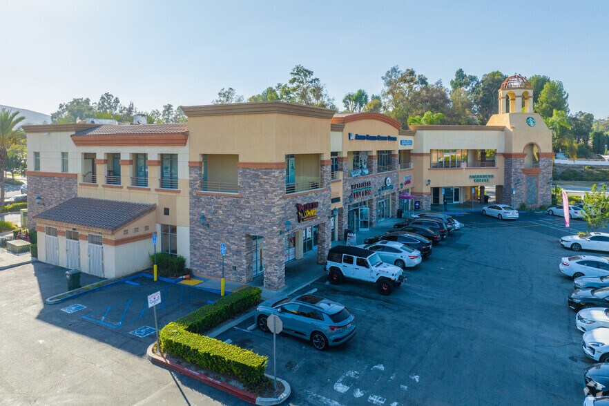 More Photos Of 68 Rio Rancho Rd, Pomona Storefront For Lease