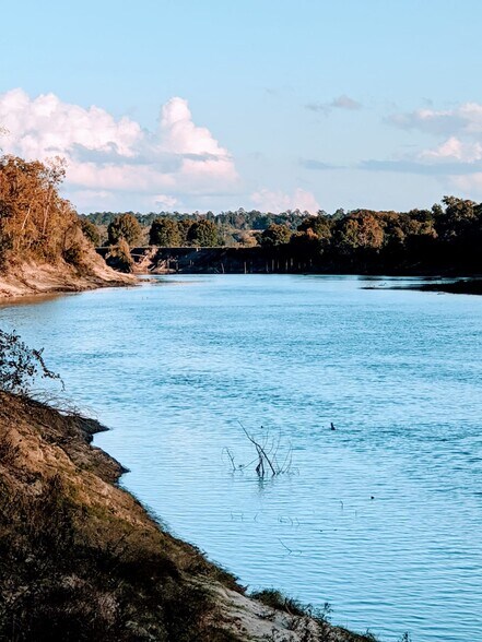 More Photos Of 1948 County Rd, Goodrich Specialty For Sale
